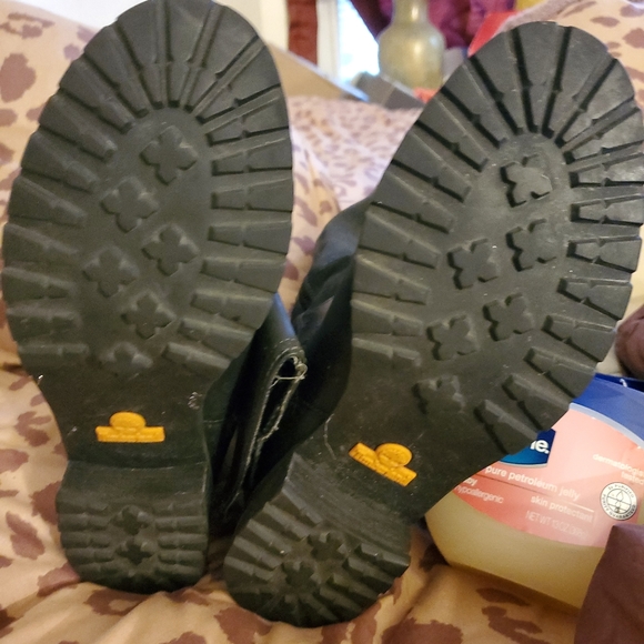 Timberland Bethel Riding Boots - Picture 7 of 7